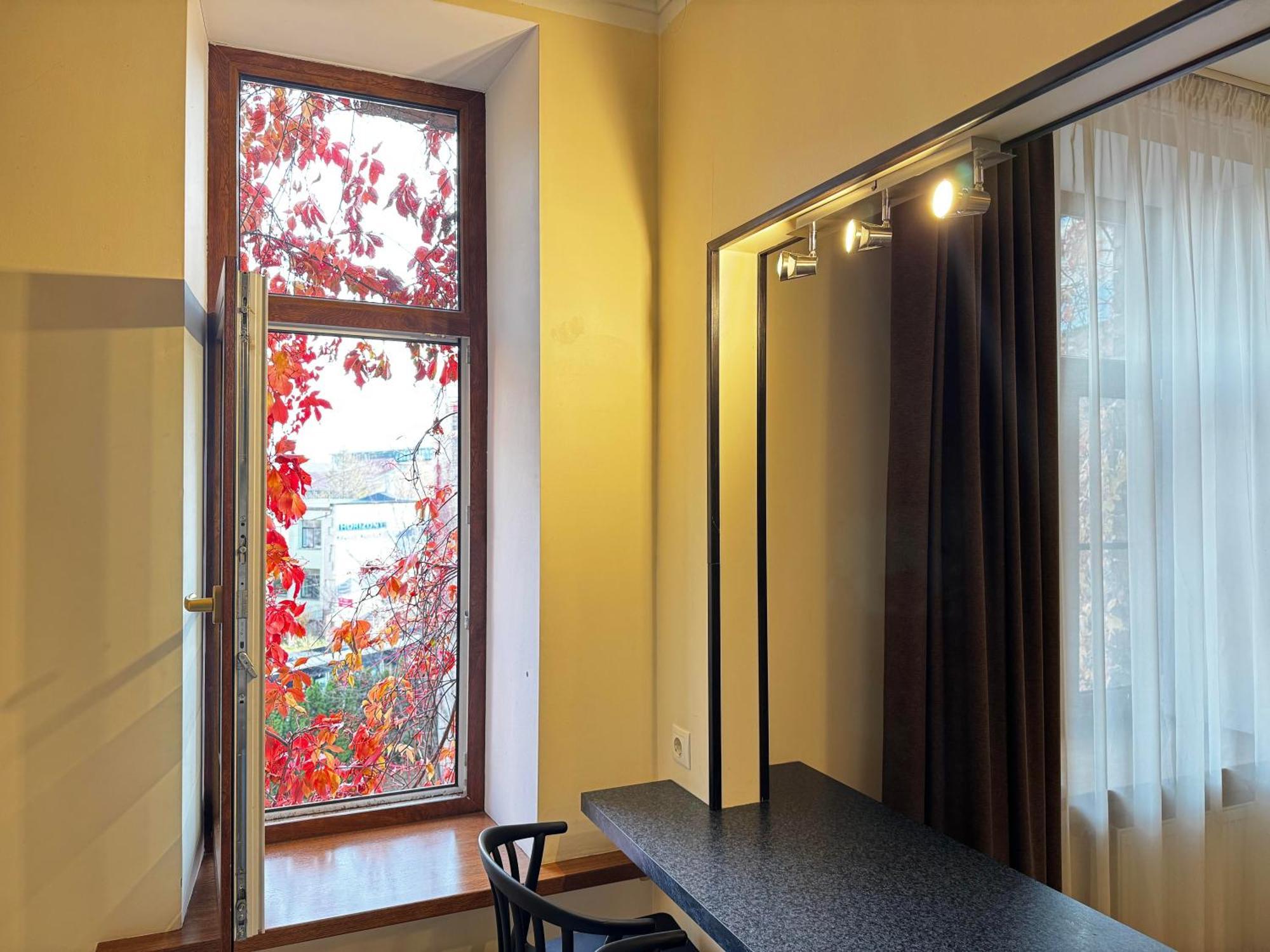 ApartHotel Riga Exterior foto The dressing room of the National Theatre of Poland